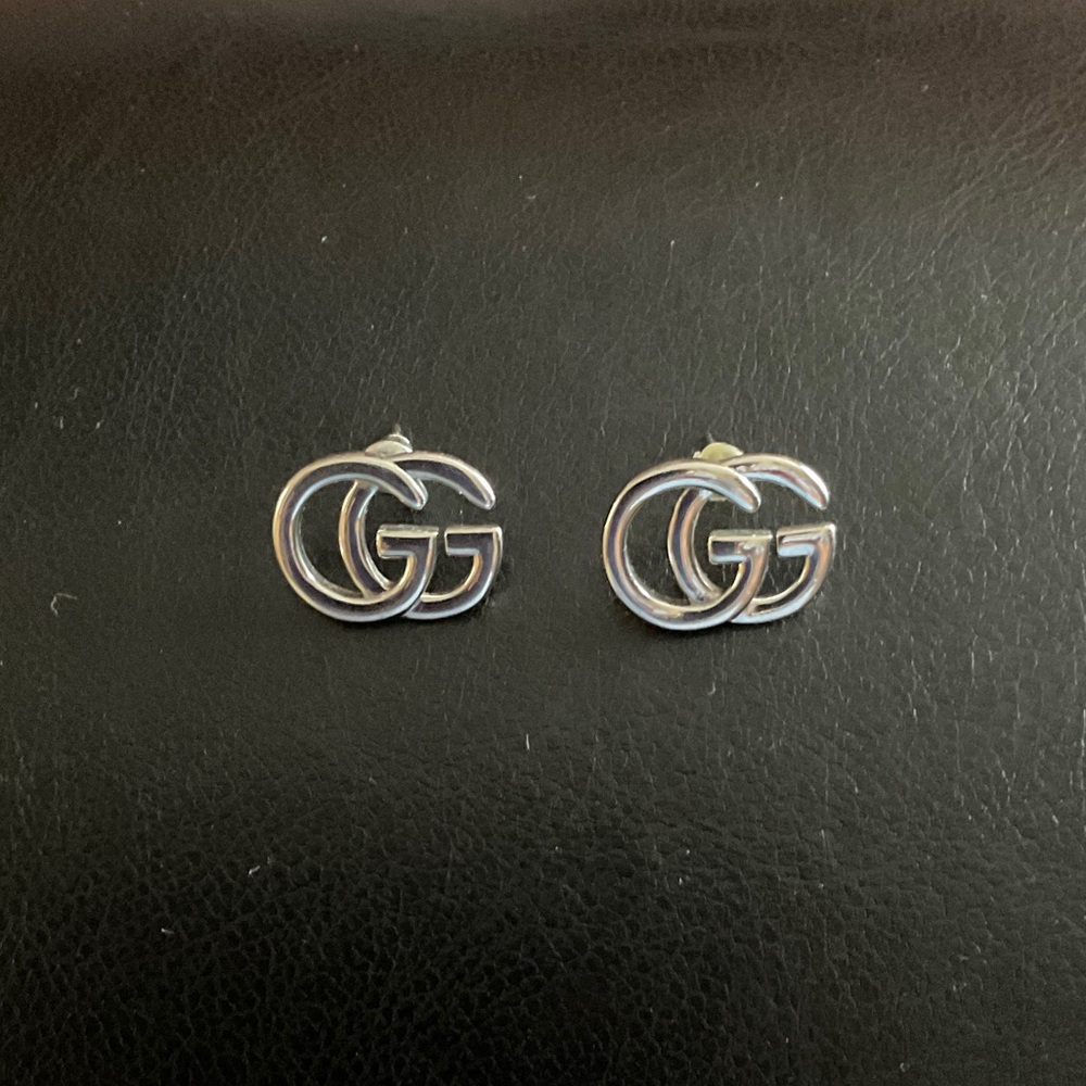 GG Collection Silver Double G Logo Stud Earrings
